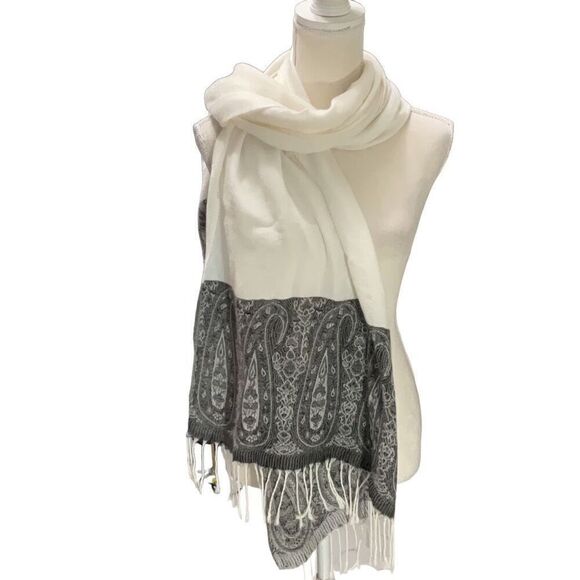 Scarf Wrap Cream Charcoal Paisley 3” Fringes 28” x  73” - Picture 1 of 4
